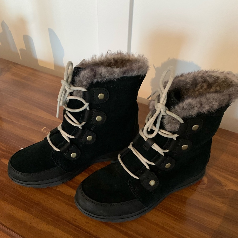 Sorel Explorer Joan boots